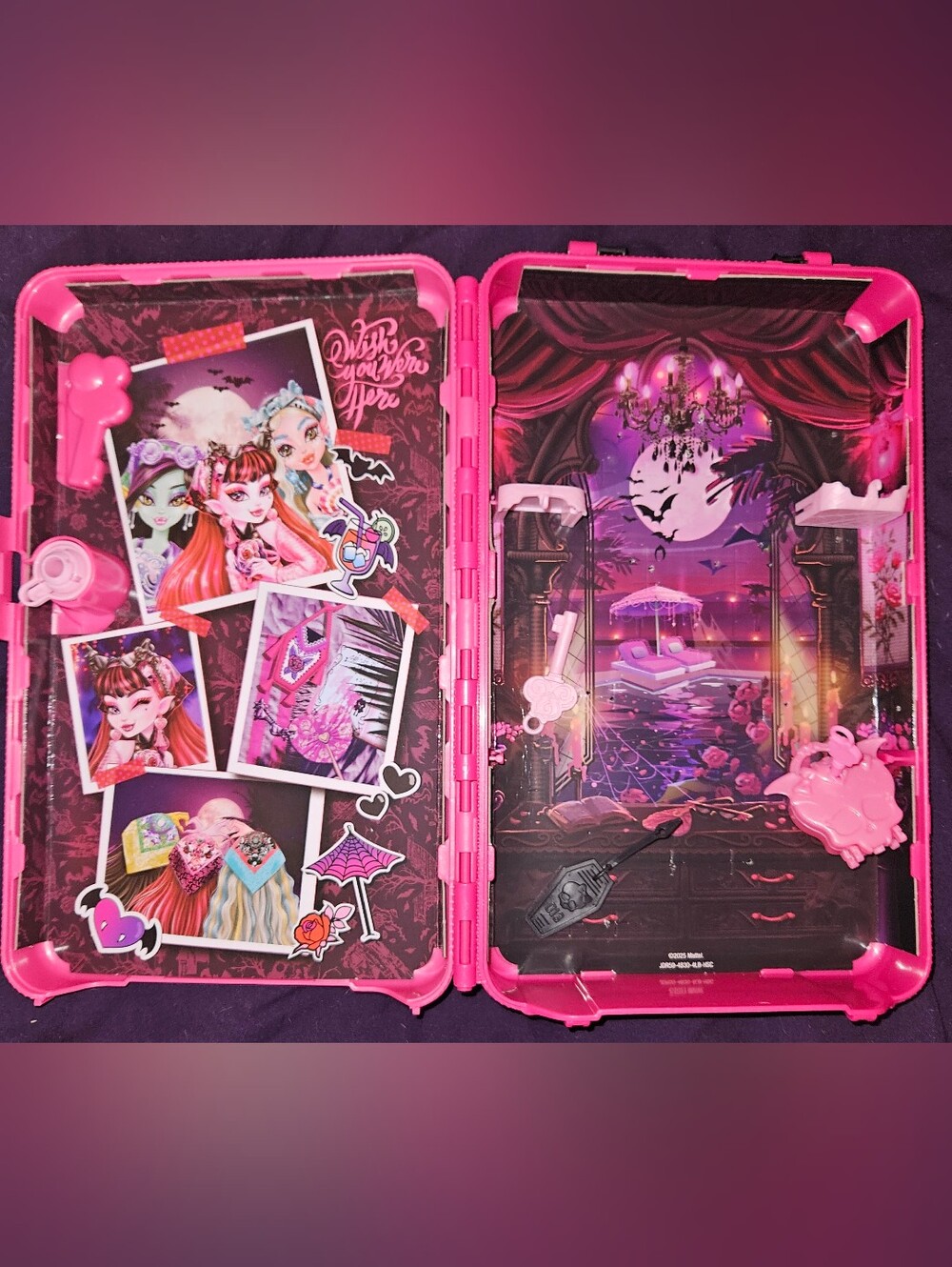 FREE W/ ANY PURCHASE (bundle): Monster High Skulltimate Secrets Boxes - Picture 4 of 5